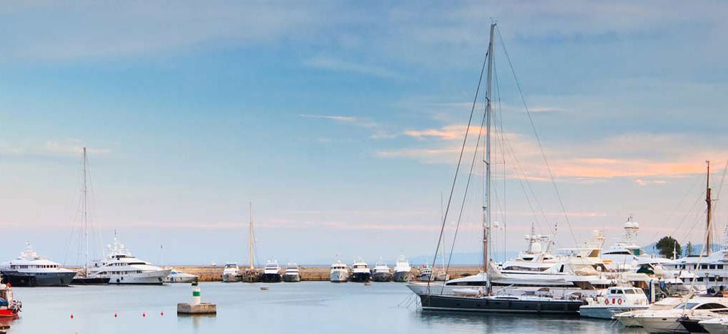 Hotels in Glyfada