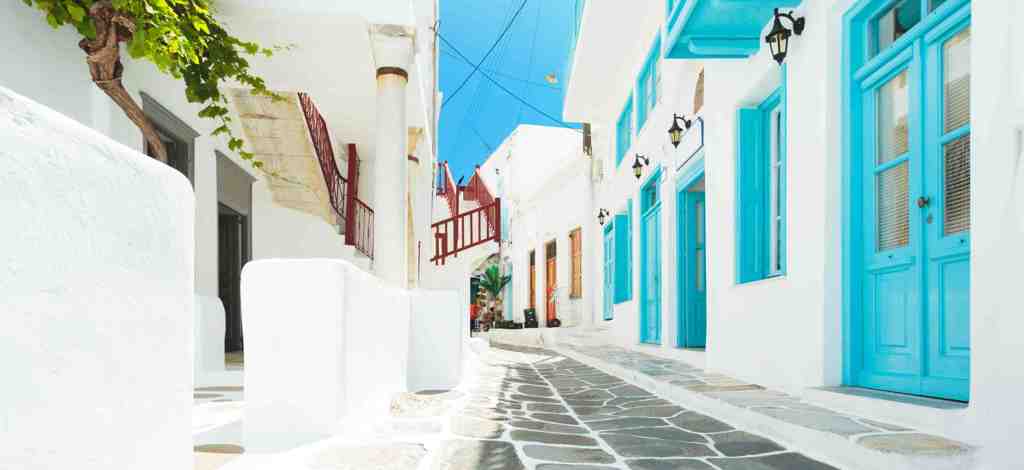 Holidays to Ana Mara