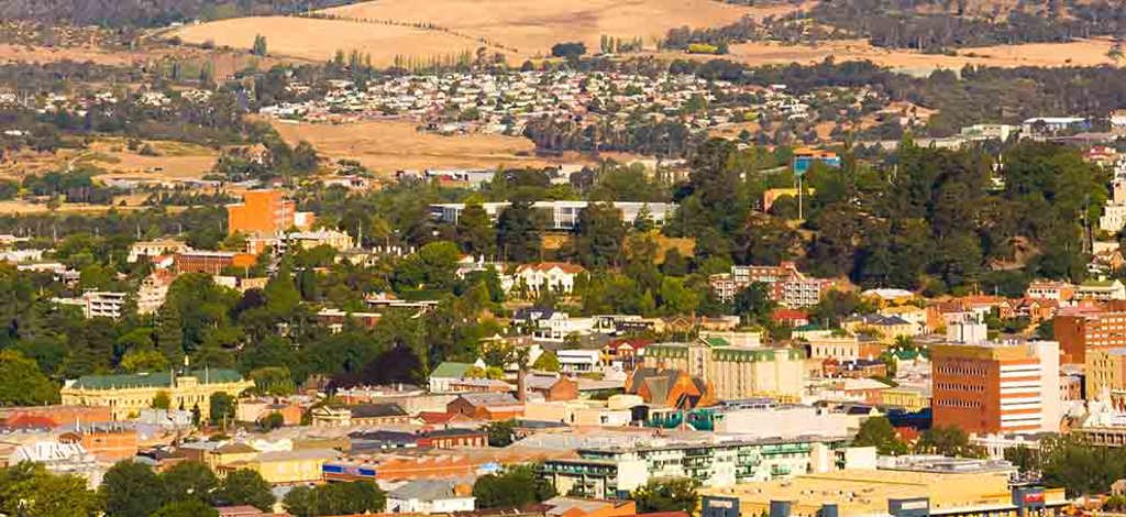 Holidays to Launceston