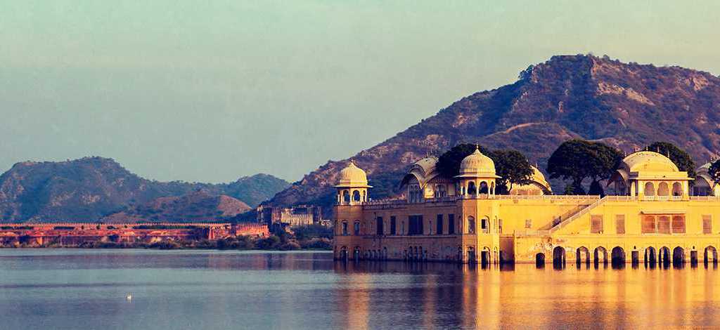 Holidays to Nawalgarh
