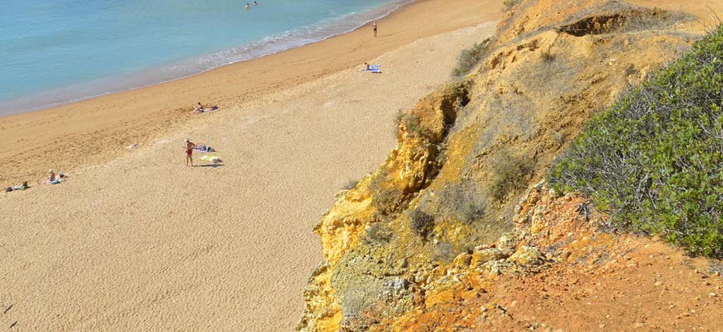 Hotels in Armacao de Pera