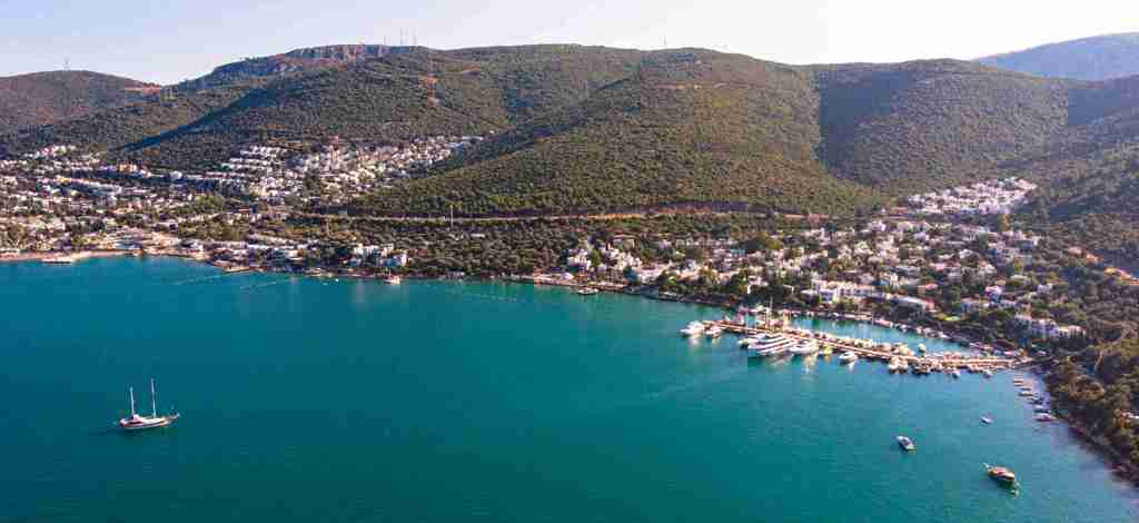 Hotels in Torba