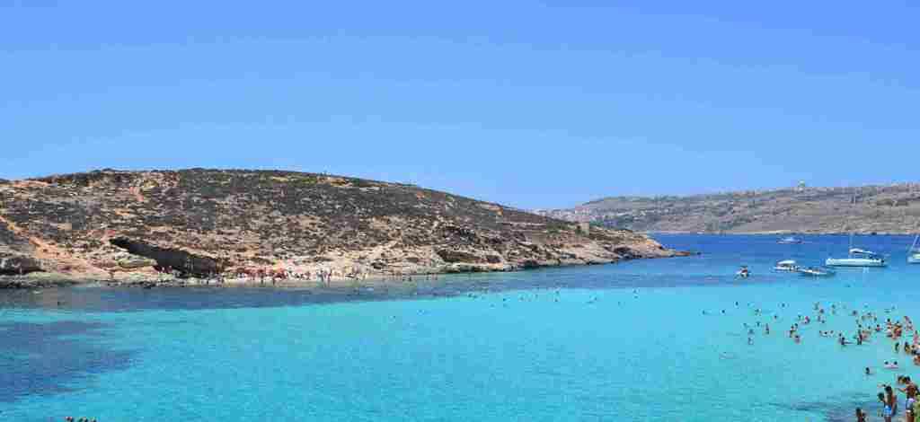 Holidays to Paradise Bay